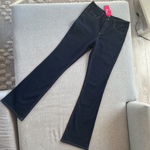 NWT Commando Stretch Denim Flare Jeans - M - Picture 3 of 8